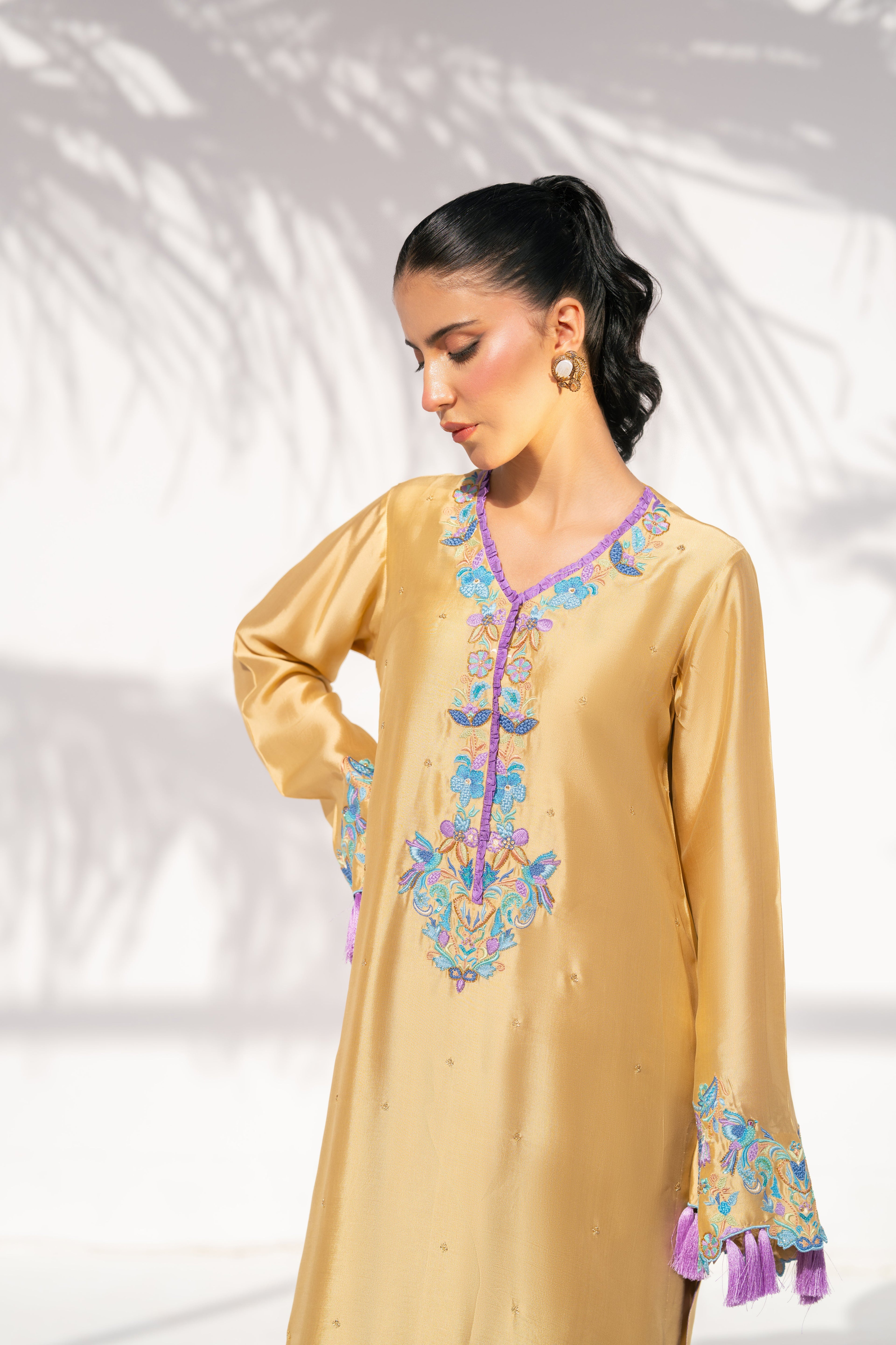 How to Pair Gold Jewellery with Pakistani Formal Wear