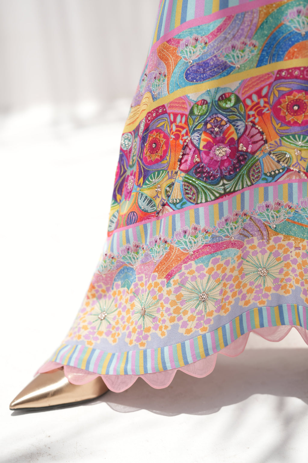 Trouser fit detail of Chroma Bloom