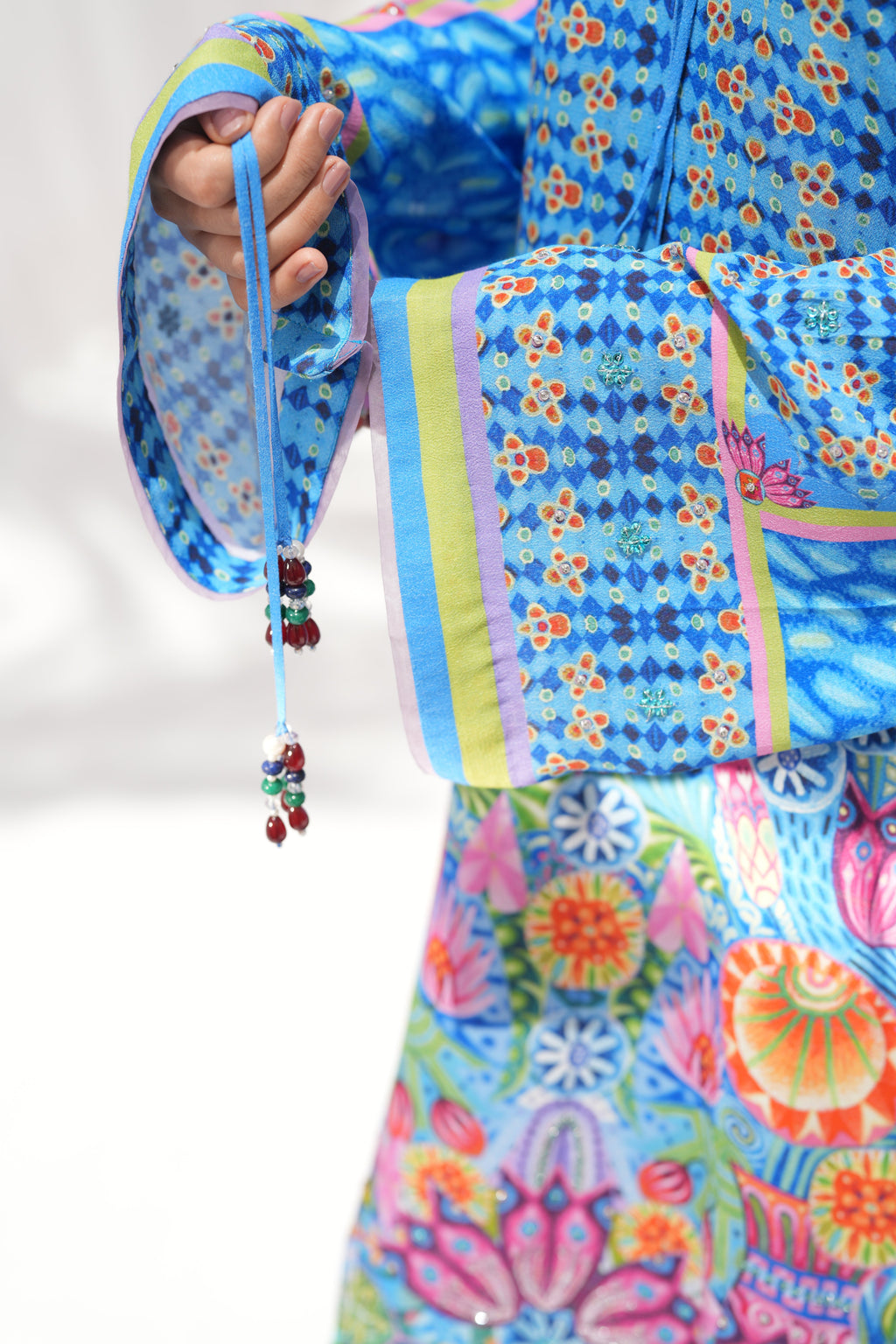 Close-up of Pure georgette fabric weave on Nova Garden	